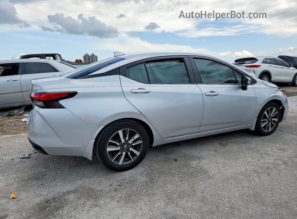 3N1CN8EV7ML922052 2021 NISSAN VERSA Silver Rear right