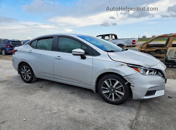 3N1CN8EV7ML922052 2021 NISSAN VERSA Silver Front right