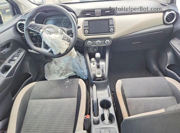 3N1CN8EV7ML922052 2021 NISSAN VERSA Silver Dashboard view