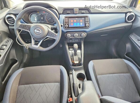 3N1CN8EV7SL809702 2025 NISSAN VERSA Silver Առջևի վահանակի տեսք