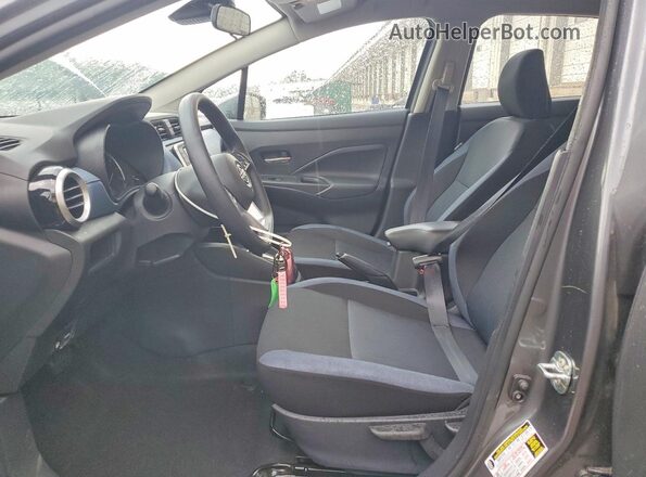 3N1CN8EV7SL894184 2025 NISSAN VERSA Серый Вид салона спереди