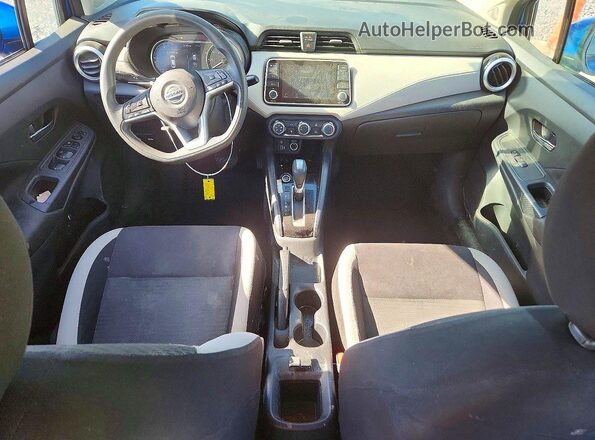 3N1CN8EV8ML846034 2021 NISSAN VERSA Blue Вид панелі приладів