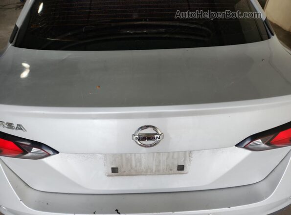 3N1CN8EV9LL852455 2020 NISSAN VERSA Silver 