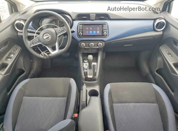 3N1CN8EV9SL886894 2025 NISSAN VERSA Белый Вид панели приборов