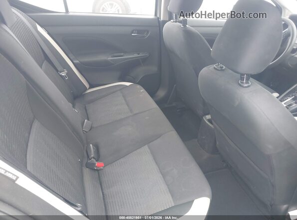 3N1CN8EVXML913071 2021 NISSAN VERSA Silver VIN կոդի պիտակի տեսք