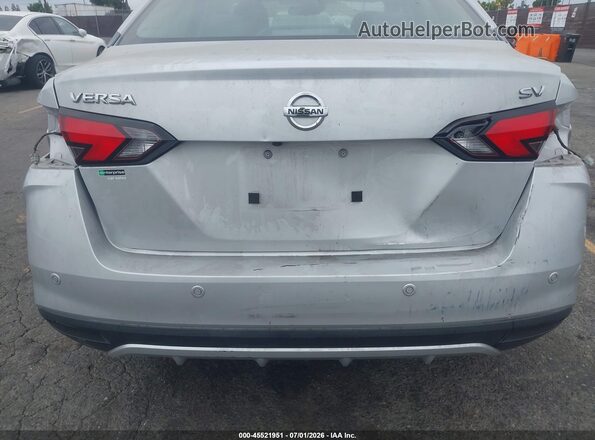3N1CN8EVXML913071 2021 NISSAN VERSA Silver Դիմացի տեսք