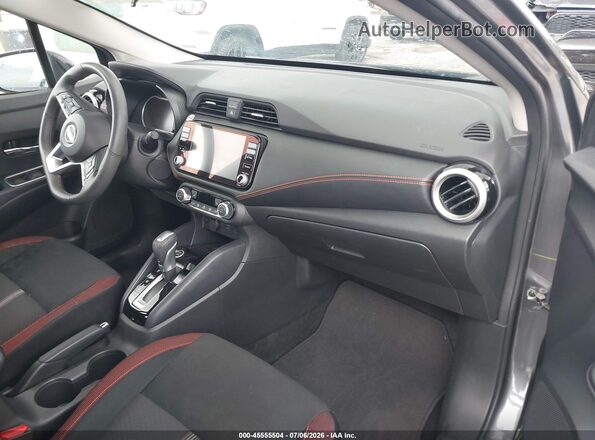 3N1CN8FV0SL834827 2025 NISSAN VERSA Черный Вид салона спереди