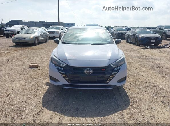 3N1CN8FV2RL818185 2024 NISSAN VERSA Gray Widok zestawu wskaźników