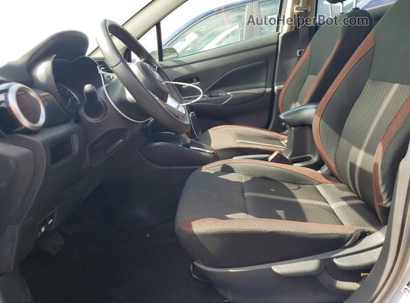 3N1CN8FV3SL835583 2025 NISSAN VERSA Blue წინა სალონის ხედი