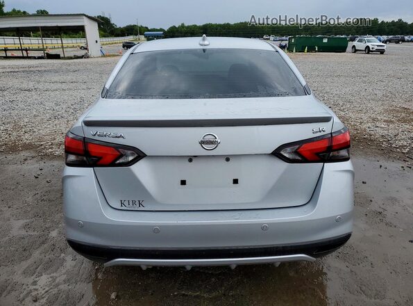 3N1CN8FV5ML893231 2021 NISSAN VERSA Silver Vista trasera