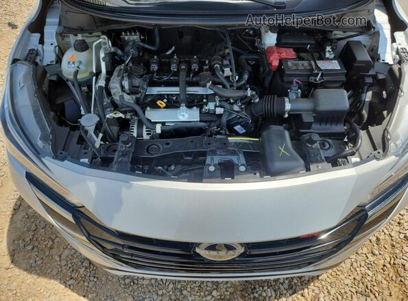 3N1CN8FV5SL843457 2025 NISSAN VERSA Silver Widok wnętrza z tyłu