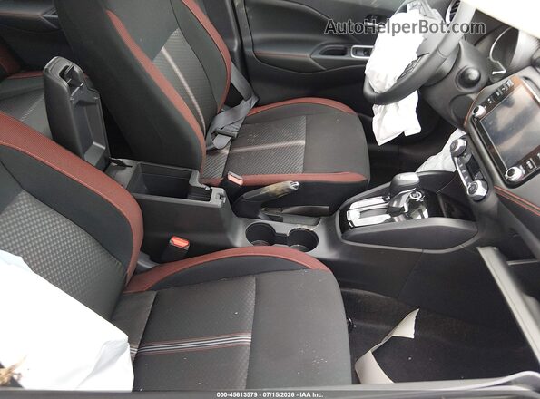 3N1CN8FV6SL865547 2025 NISSAN VERSA Синий Вид салона спереди