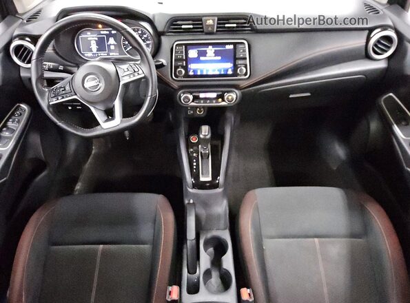 3N1CN8FV9LL800466 2020 NISSAN VERSA Gray Առջևի վահանակի տեսք