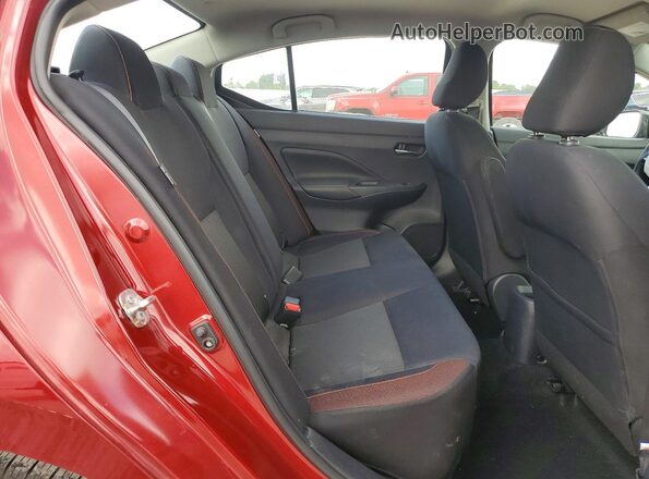 3N1CN8FVXLL812643 2020 NISSAN VERSA Red Widok tylnych siedzeń