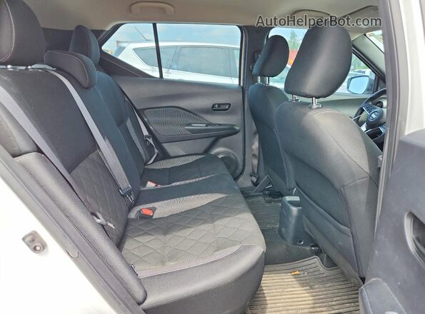 3N1CP5BV0LL554731 2020 NISSAN KICKS Белый Вид задней части салона