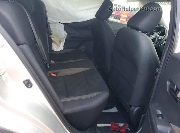 3N1CP5BV1LL580044 2020 NISSAN KICKS Silver Вид задніх сидінь