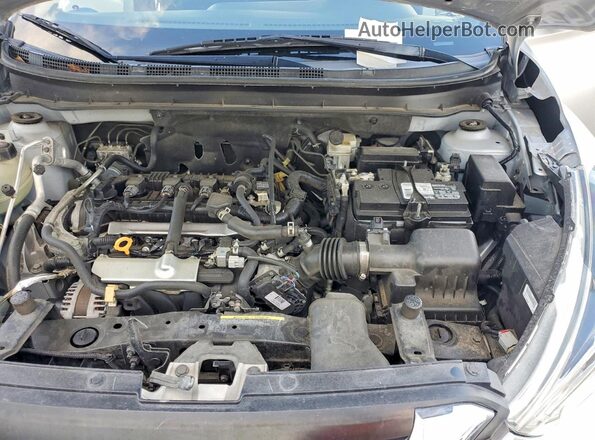 3N1CP5BV1LL580044 2020 NISSAN KICKS Silver Вид задньої частини салону
