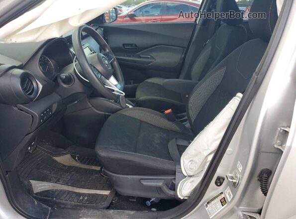 3N1CP5BV1LL580044 2020 NISSAN KICKS Silver Вид салону спереду