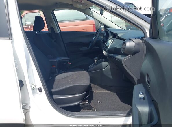 3N1CP5BV1RL548400 2024 NISSAN KICKS White Widok wnętrza z przodu