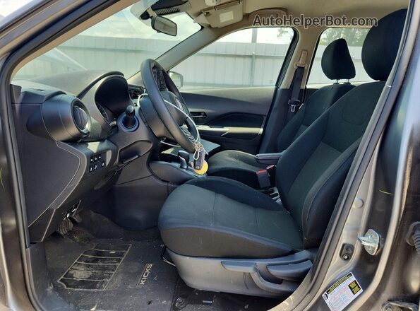 3N1CP5BV1SL476099 2025 NISSAN KICKS Silver Front interior view