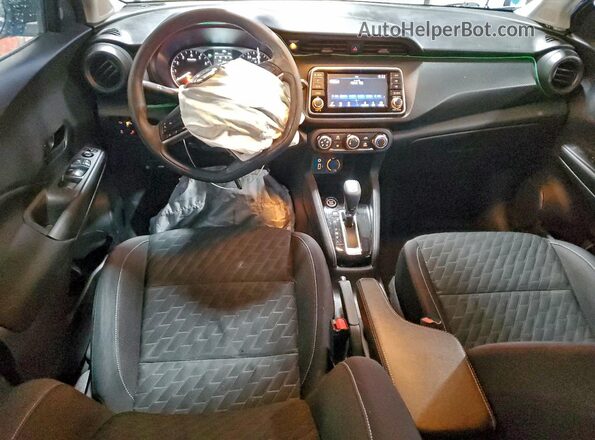 3N1CP5BV2ML545546 2021 NISSAN KICKS Blue Вид панелі приладів