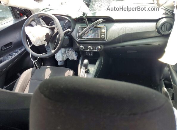 3N1CP5BV2RL572589 2024 NISSAN KICKS Gray Vista del salpicadero
