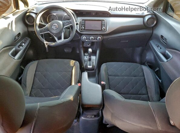 3N1CP5BV3LL483637 2020 NISSAN KICKS Silver Widok deski rozdzielczej