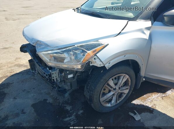 3N1CP5BV3LL493021 2020 NISSAN KICKS Silver Widok z przodu