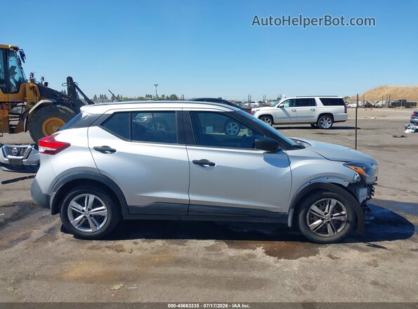 3N1CP5BV3LL493021 2020 NISSAN KICKS Silver Widok wnętrza z tyłu
