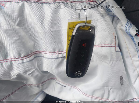 3N1CP5BV3PL568502 2023 NISSAN KICKS Gray Dashboard view