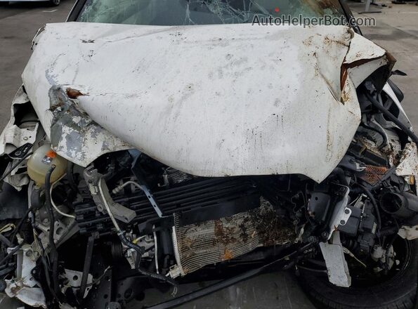 3N1CP5BV4PL485645 2026 NISSAN KICKS White Вид задньої частини салону