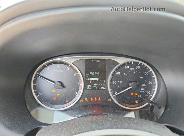 3N1CP5BV4RL584033 2024 NISSAN KICKS Gray Вид щитка приладів