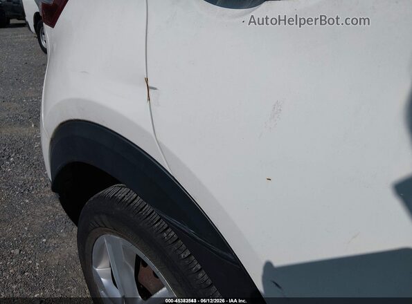 3N1CP5BV5LL516668 2020 NISSAN KICKS White Widok wnętrza z tyłu