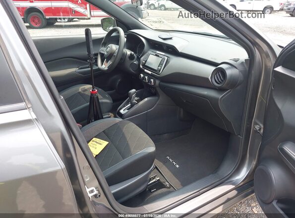 3N1CP5BV5LL518338 2020 NISSAN KICKS Silver Widok wnętrza z przodu