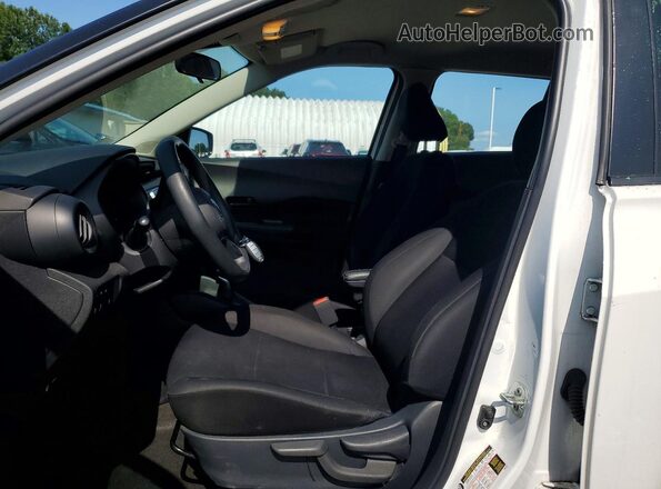 3N1CP5BV5PL525800 2023 NISSAN KICKS White Front interior view