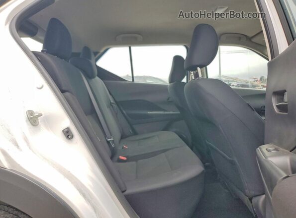 3N1CP5BV5RL532829 2024 NISSAN KICKS White უკანა სალონის ხედი