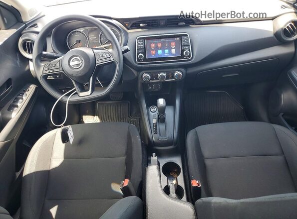 3N1CP5BV5RL571632 2024 NISSAN KICKS Blue Widok deski rozdzielczej