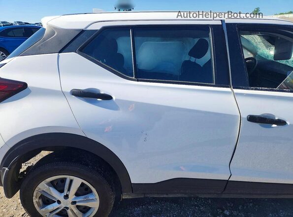3N1CP5BV5RL594778 2024 NISSAN KICKS White Rear seats view