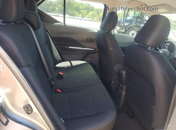 3N1CP5BV5SL500288 2025 NISSAN KICKS Gray Widok wnętrza z tyłu