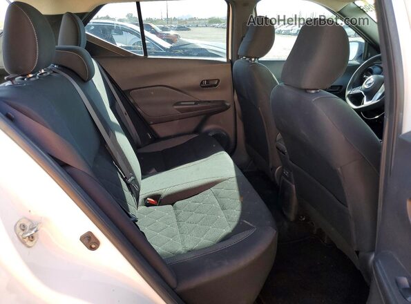 3N1CP5BV6LL515982 2020 NISSAN KICKS White Rear seats view