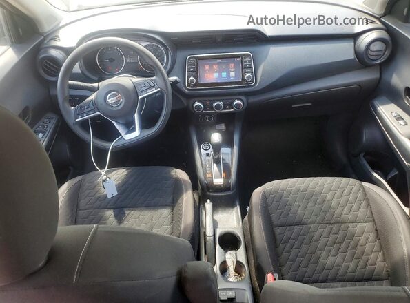 3N1CP5BV6ML469796 2021 NISSAN KICKS Black Առջևի վահանակի տեսք