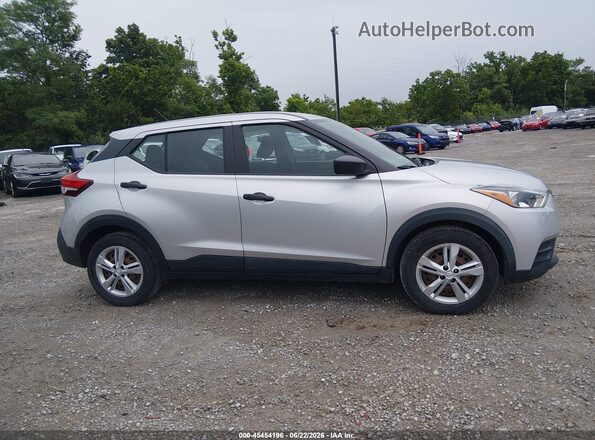 3N1CP5BV7LL528790 2020 NISSAN KICKS Серебряный Вид задней части салона