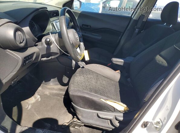 3N1CP5BV9PL494714 2023 NISSAN KICKS Белый Вид салона спереди