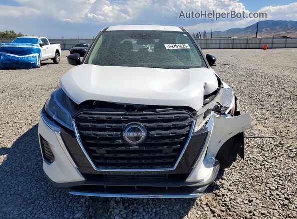 3N1CP5BV9PL494714 2023 NISSAN KICKS Белый Вид спереди