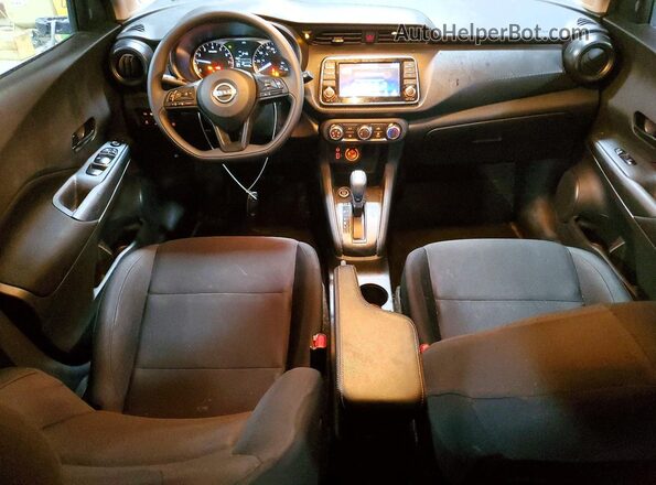 3N1CP5BV9SL498870 2025 NISSAN KICKS Gray Առջևի վահանակի տեսք