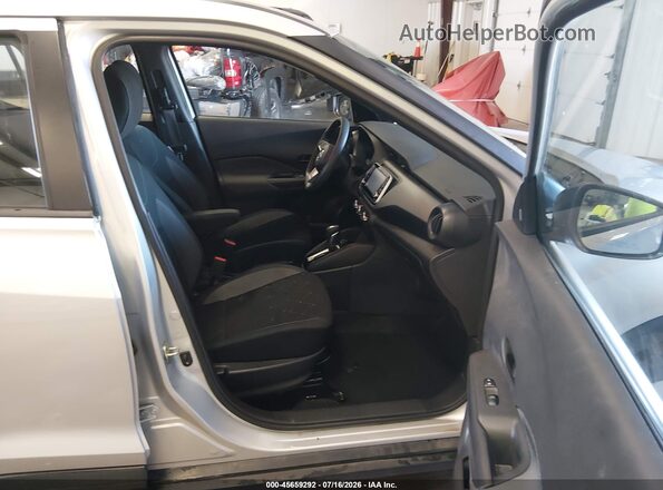 3N1CP5BVXLL543767 2020 NISSAN KICKS Silver Vista interior delantera