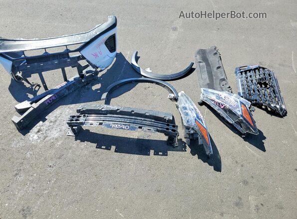 3N1CP5BVXRL533748 2024 NISSAN KICKS Белый Вид наклейки с VIN-кодом