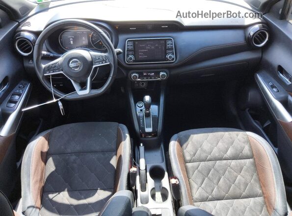 3N1CP5CU0JL509176 2018 NISSAN KICKS Gray წინა პანელის ხედი