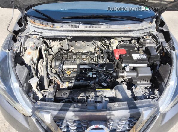3N1CP5CU0JL509176 2018 NISSAN KICKS Gray 
