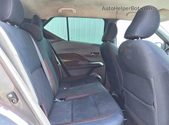 3N1CP5CU0JL509176 2018 NISSAN KICKS Gray უკანა სალონის ხედი